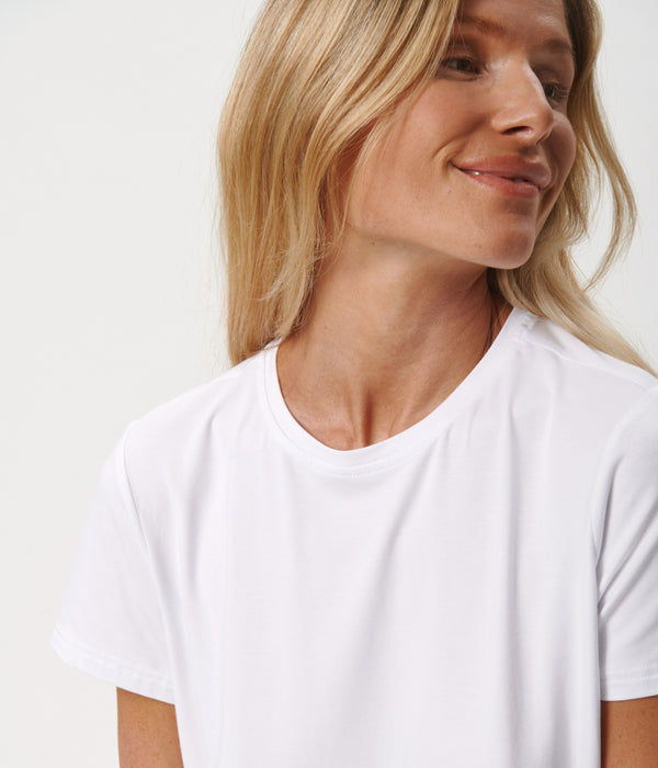 Bamboo Package - T-shirt & Maxi Panties & Socks - White